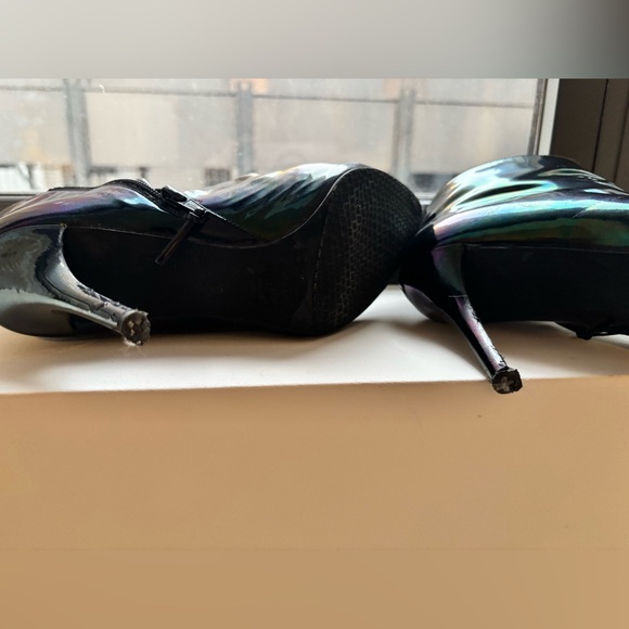 STUART WEITZMAN Carltone Oil Slick Patent Leather Booties - Picture 8 of 9